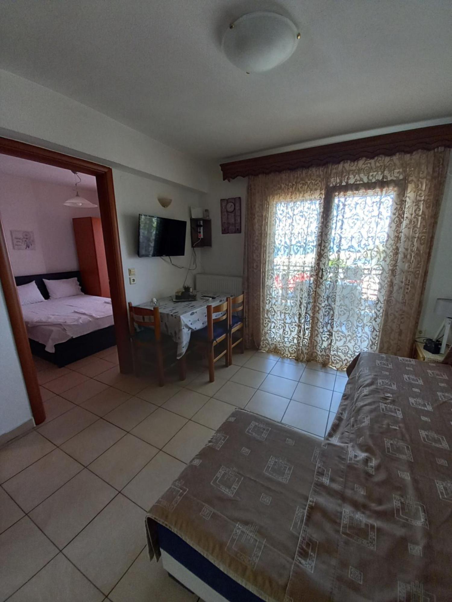 Matina'S Apartments Prínos Habitación foto