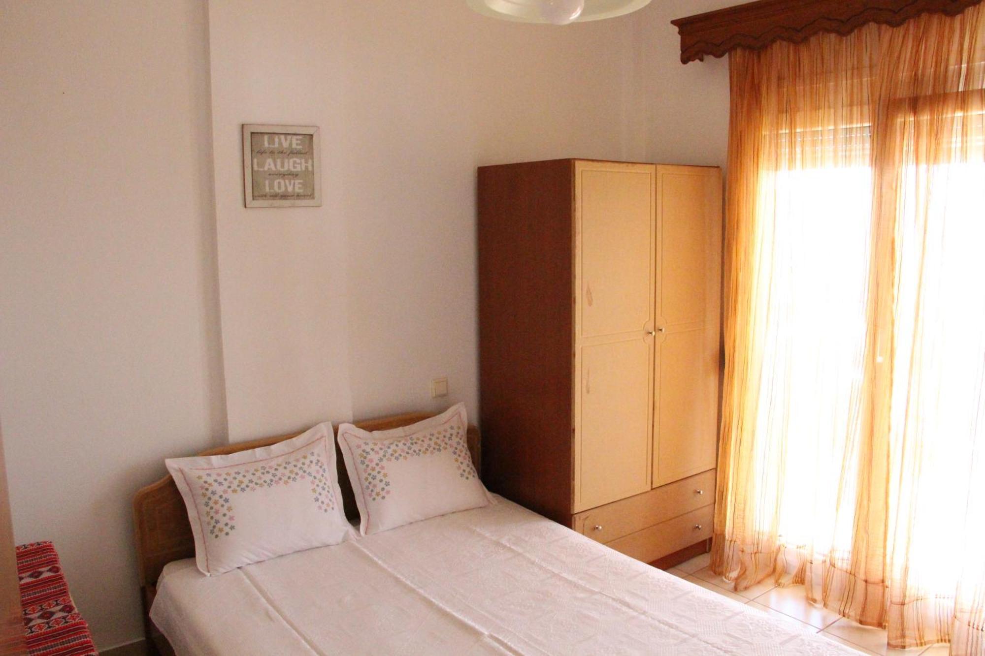 Matina'S Apartments Prínos Habitación foto