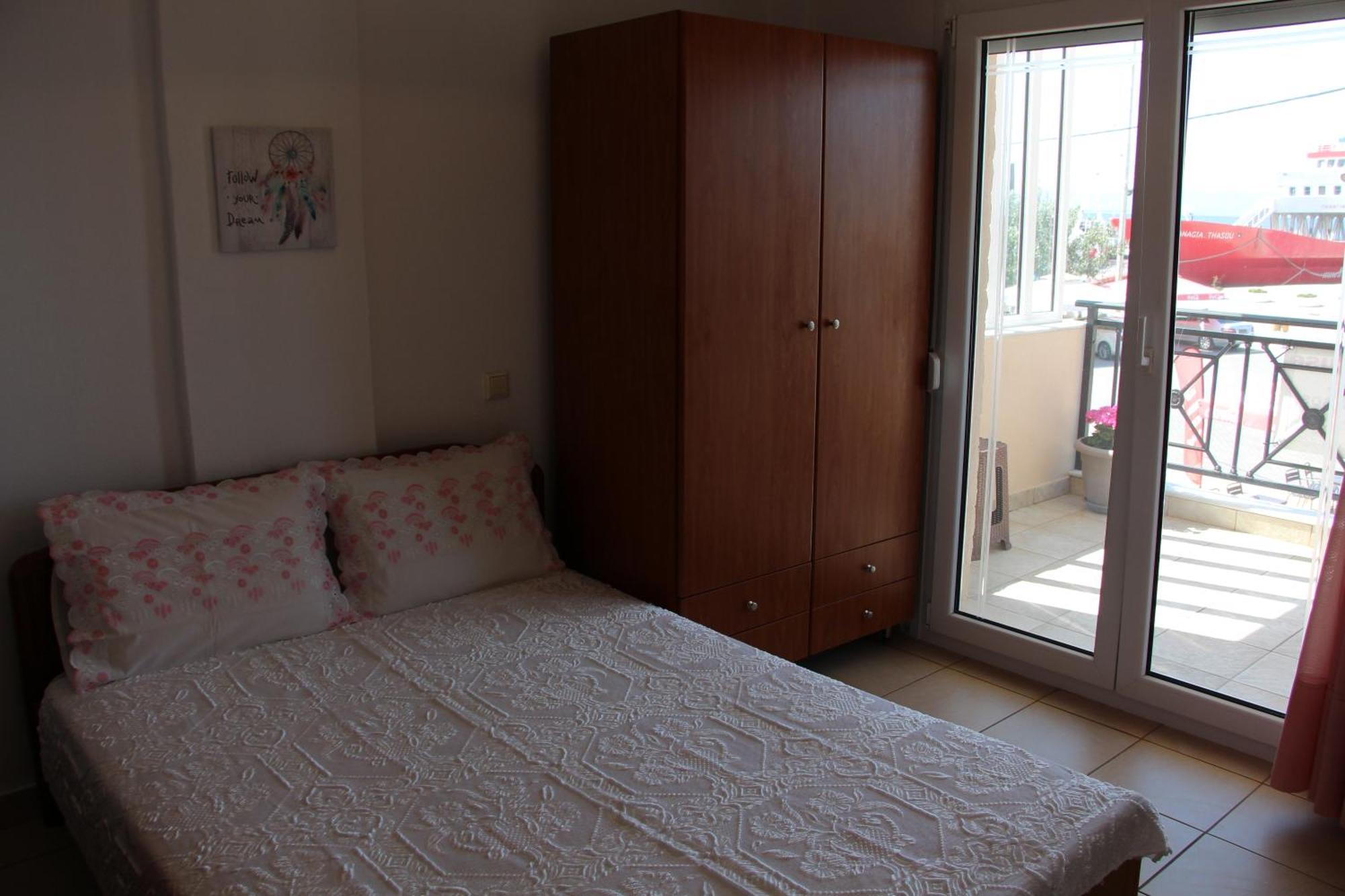 Matina'S Apartments Prínos Habitación foto